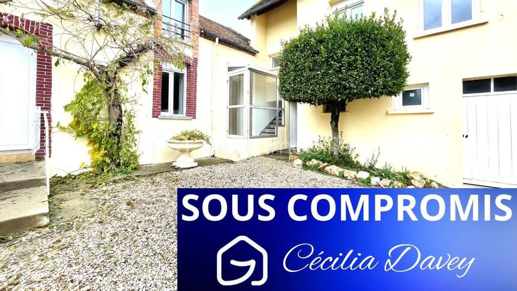 Achat maison à vendre 3 chambres 140 m² - Saint-Martin-du-Tertre