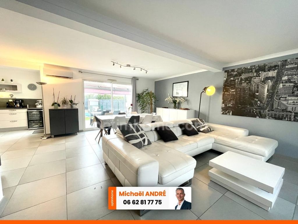 Achat maison à vendre 4 chambres 126 m² - Aigues-Mortes