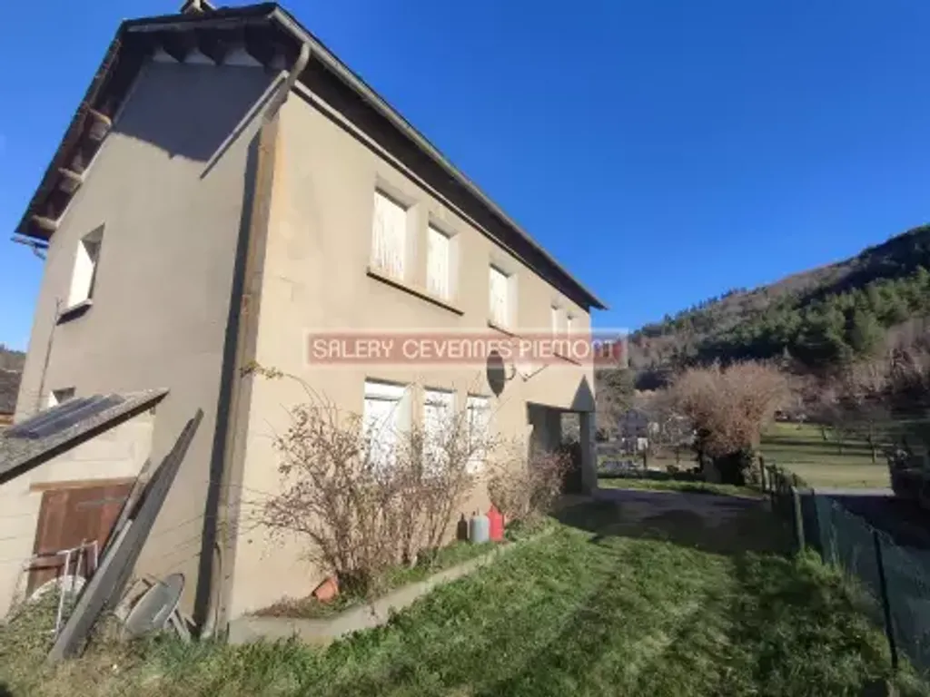 Achat maison à vendre 6 chambres 130 m² - Bédouès-Cocurès