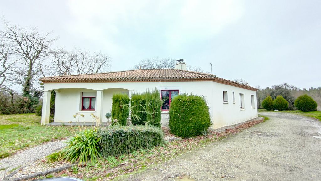 Achat maison à vendre 4 chambres 134 m² - Saint-Avaugourd-des-Landes