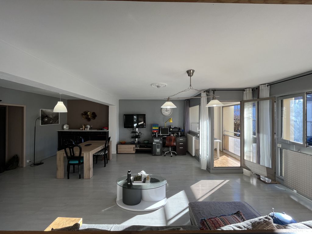 Achat appartement à vendre 4 pièces 101 m² - Saint-Étienne