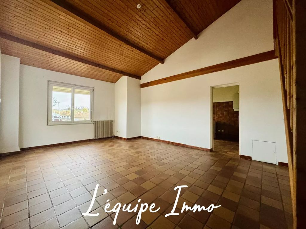 Achat appartement à vendre 4 pièces 94 m² - Lévignac