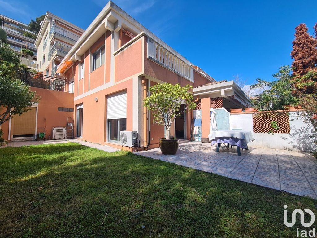 Achat appartement à vendre 2 pièces 74 m² - Roquebrune-Cap-Martin