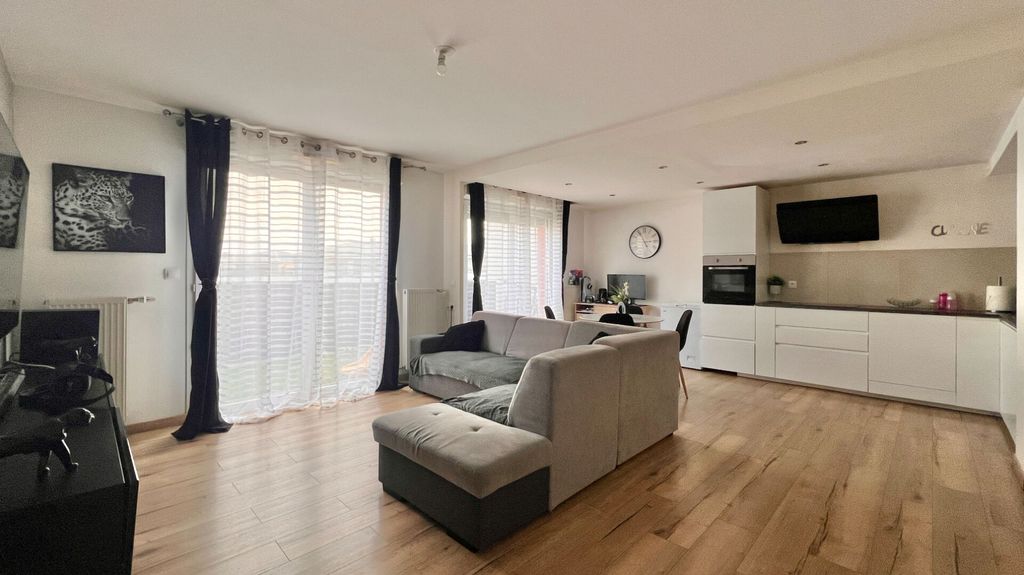 Achat appartement à vendre 3 pièces 70 m² - Corbeil-Essonnes