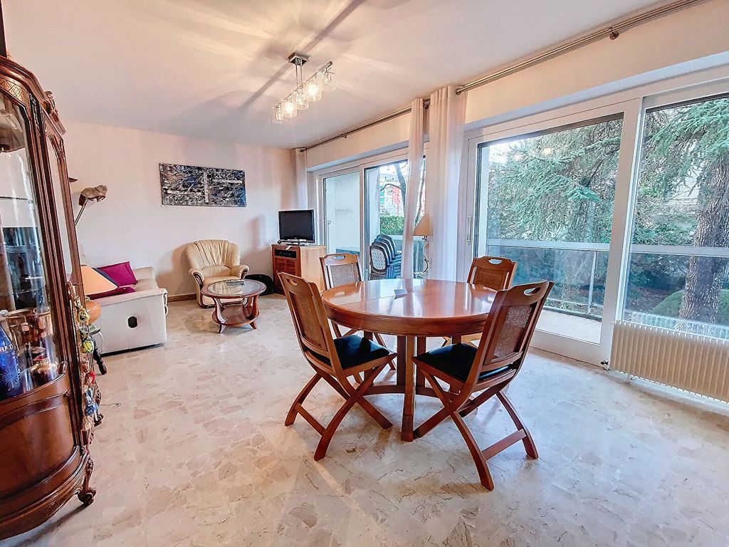 Achat appartement à vendre 4 pièces 104 m² - Thonon-les-Bains