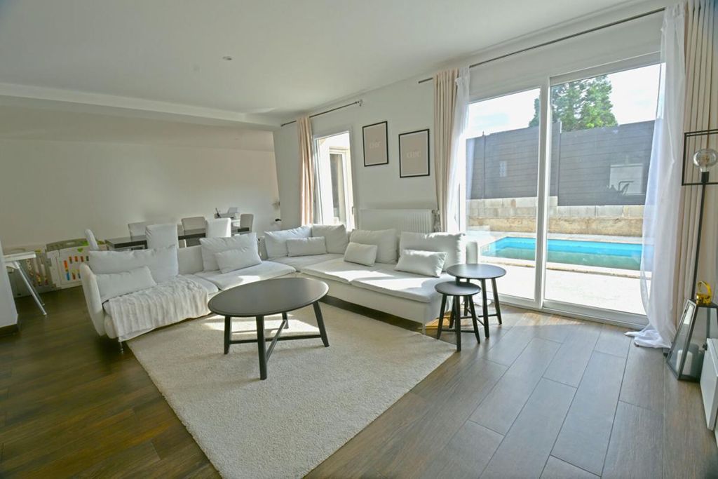 Achat maison à vendre 3 chambres 109 m² - Vénissieux
