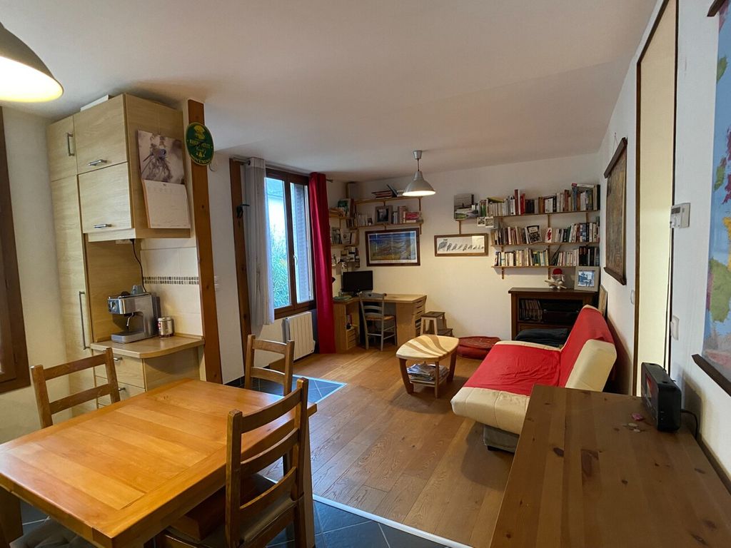 Achat appartement à vendre 3 pièces 48 m² - Chambéry