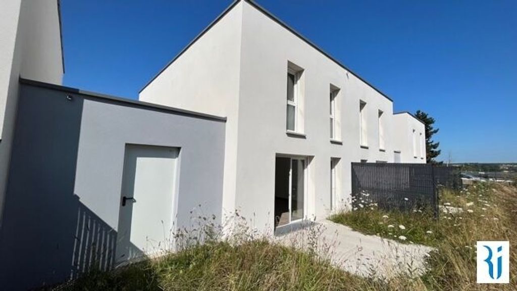 Achat maison à vendre 3 chambres 88 m² - Grand-Couronne