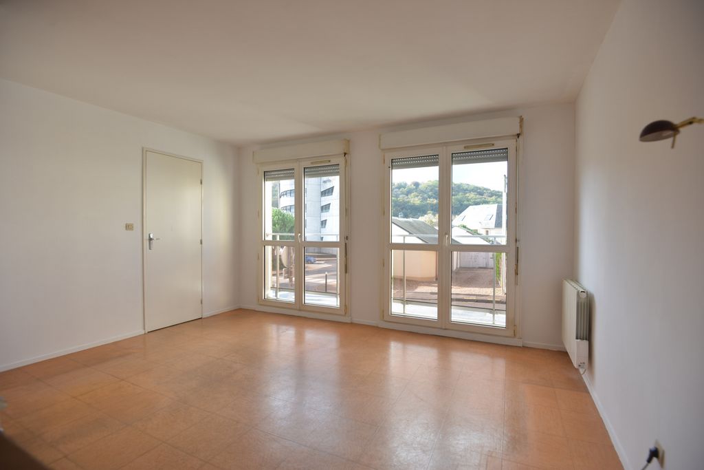 Achat appartement à vendre 2 pièces 45 m² - Lillebonne