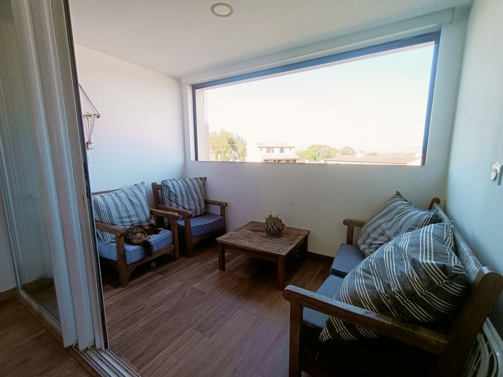 Achat appartement à vendre 5 pièces 76 m² - Hyères