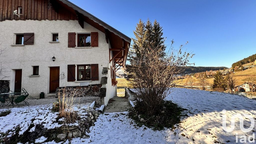 Achat maison à vendre 4 chambres 135 m² - Corrençon-en-Vercors