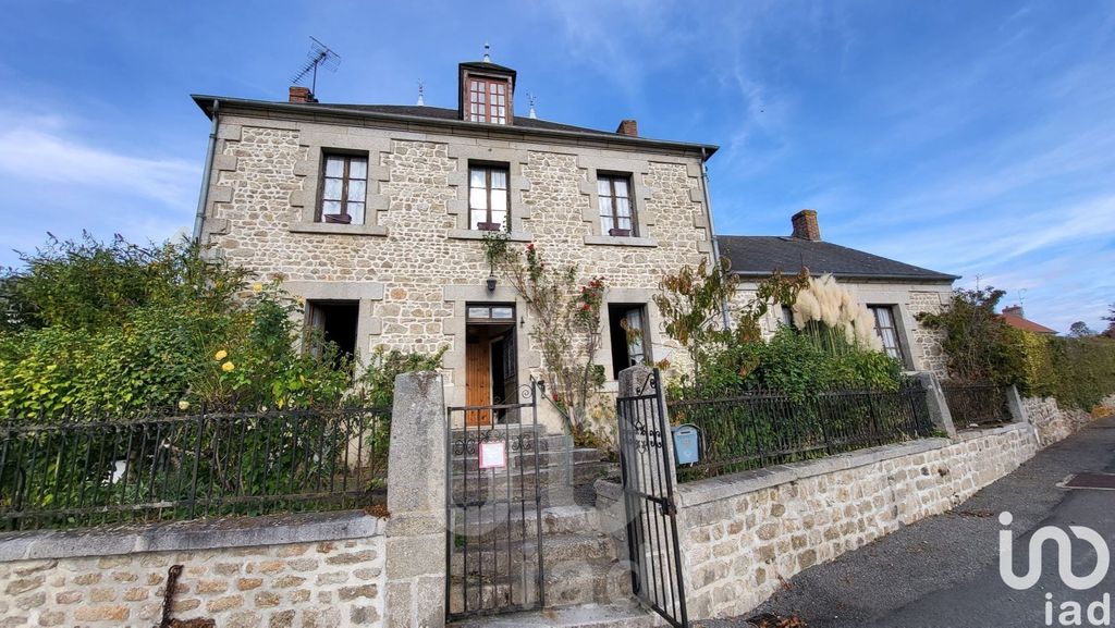 Achat maison à vendre 4 chambres 170 m² - Saint-Pardoux-les-Cards
