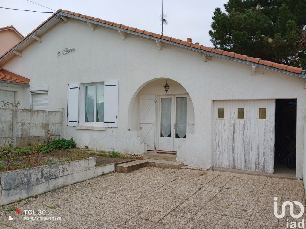 Achat maison à vendre 2 chambres 48 m² - La Plaine-sur-Mer
