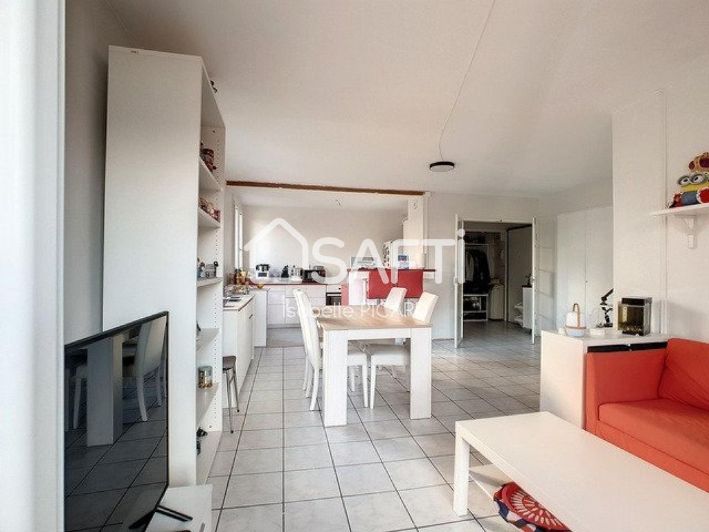 Achat appartement à vendre 3 pièces 68 m² - Lyon 8ème arrondissement