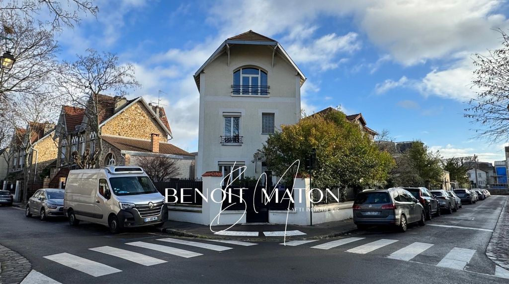 Achat maison à vendre 4 chambres 137 m² - Colombes