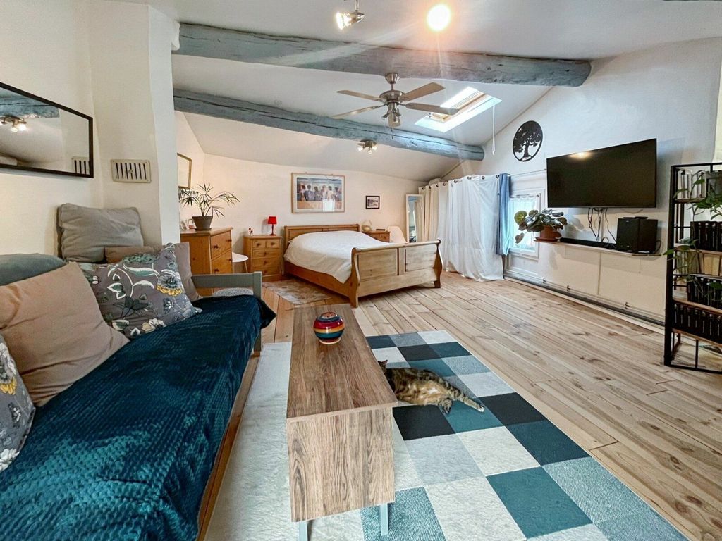 Achat maison à vendre 3 chambres 150 m² - Cuers