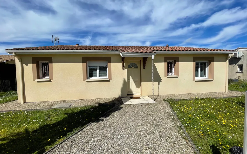 Achat maison à vendre 3 chambres 100 m² - La Lande-de-Fronsac