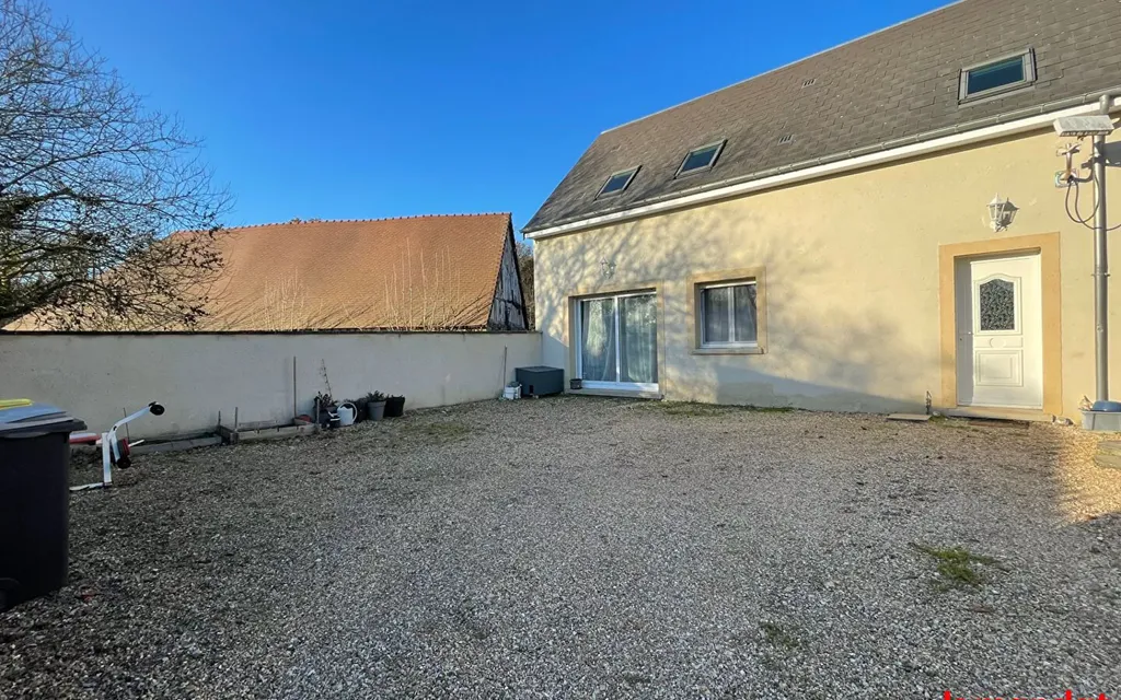 Achat maison à vendre 2 chambres 88 m² - Aviron