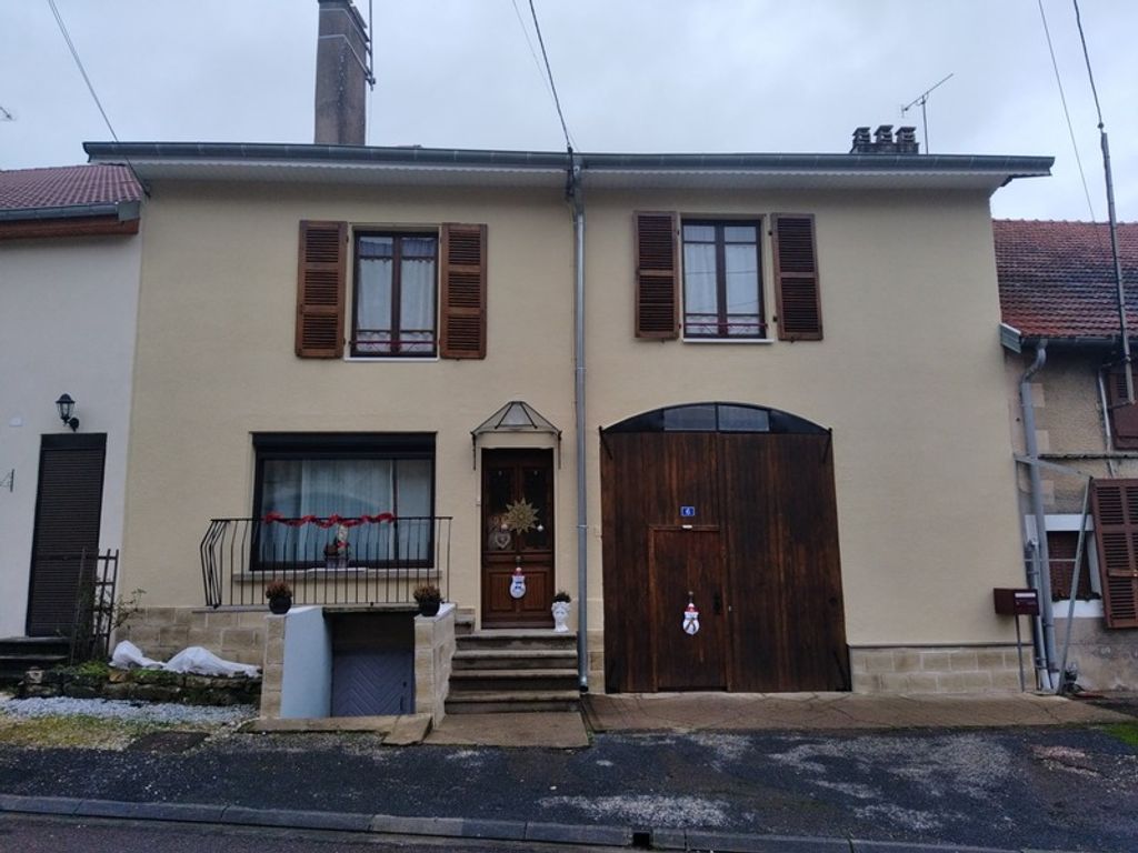 Achat maison à vendre 3 chambres 128 m² - Coiffy-le-Bas