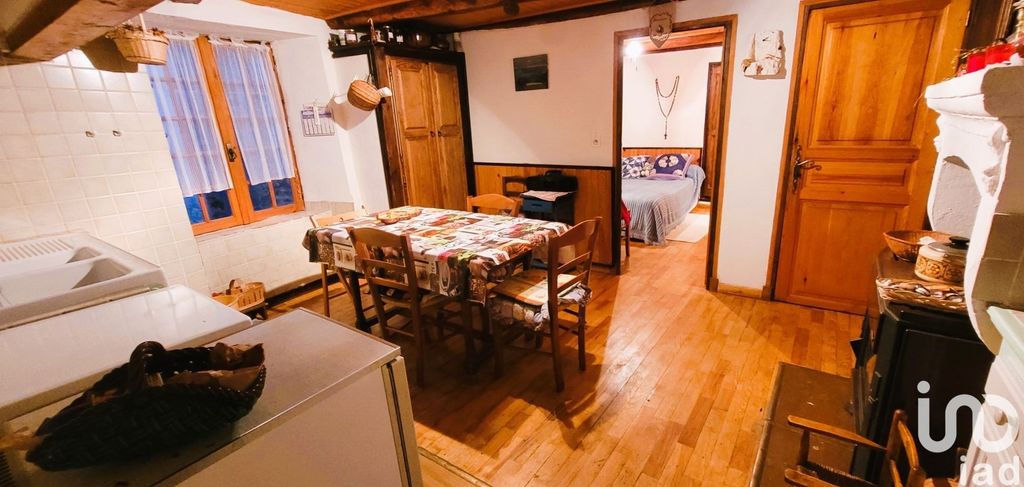 Achat maison à vendre 3 chambres 66 m² - Villars-Colmars