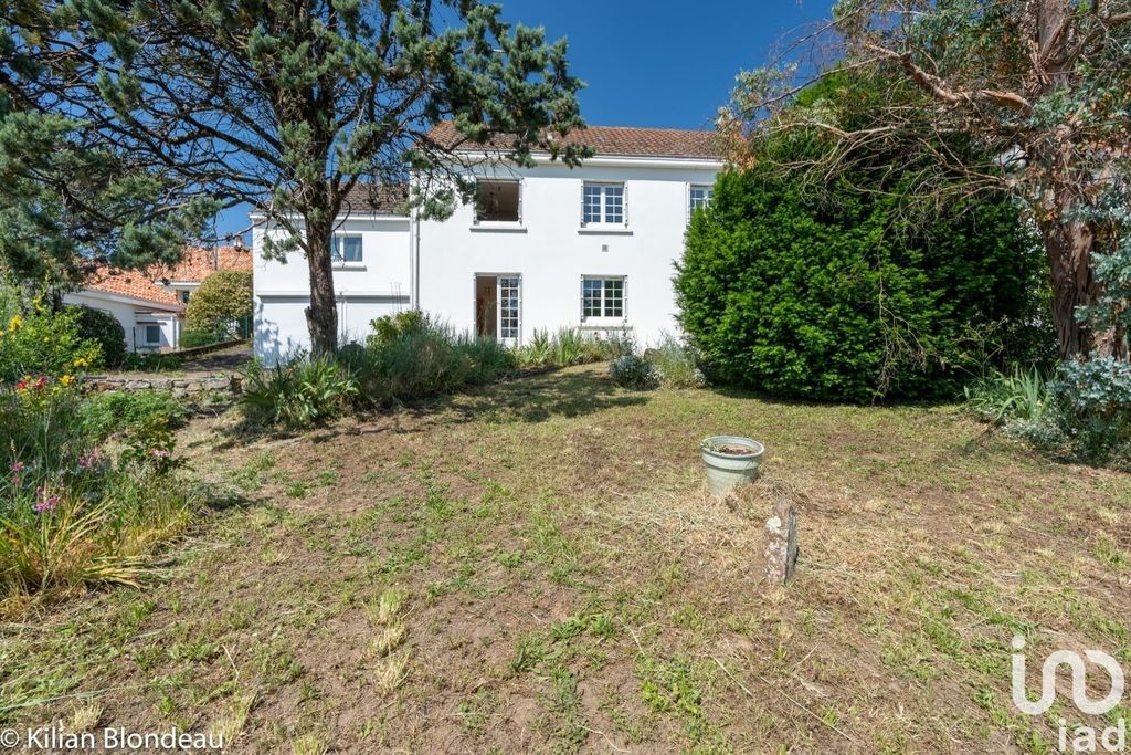 Achat maison à vendre 4 chambres 150 m² - Indre