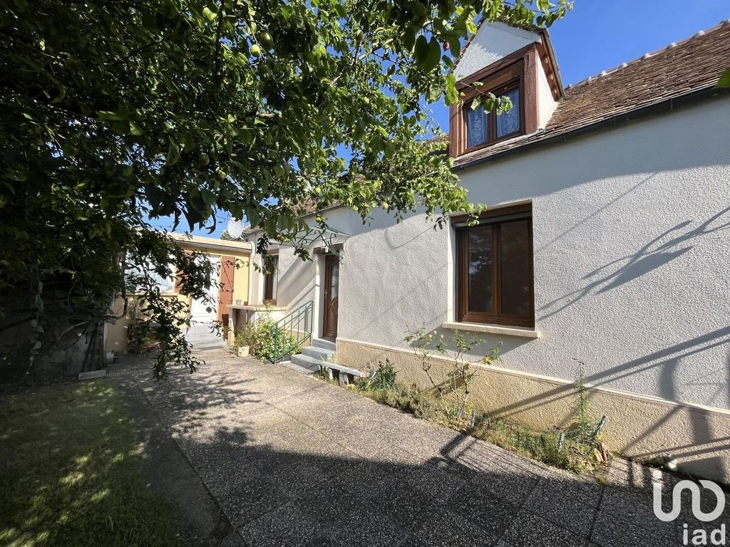 Achat maison à vendre 3 chambres 92 m² - Vernou-la-Celle-sur-Seine