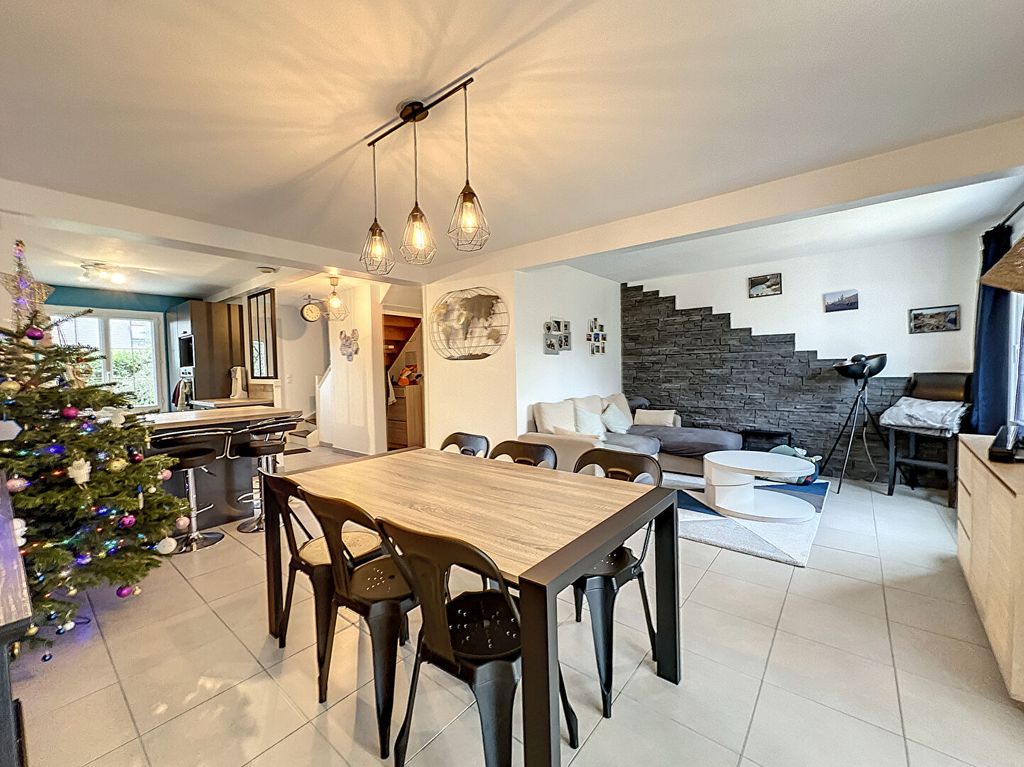 Achat maison à vendre 3 chambres 91 m² - Joué-lès-Tours