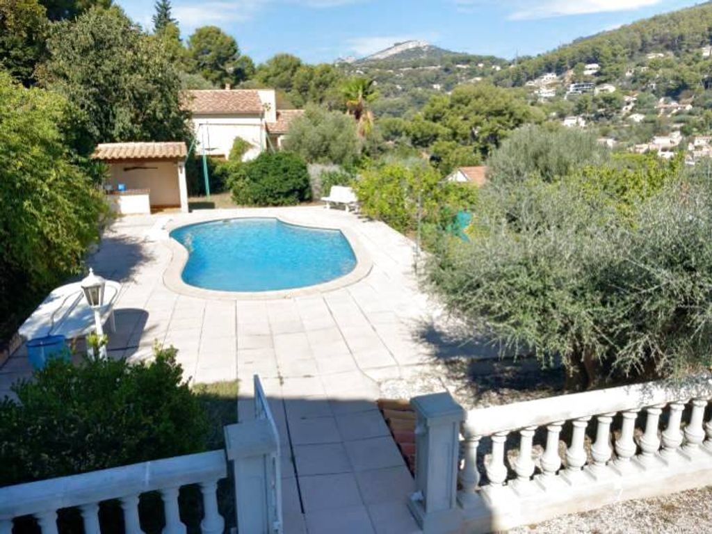 Achat maison à vendre 4 chambres 160 m² - Toulon