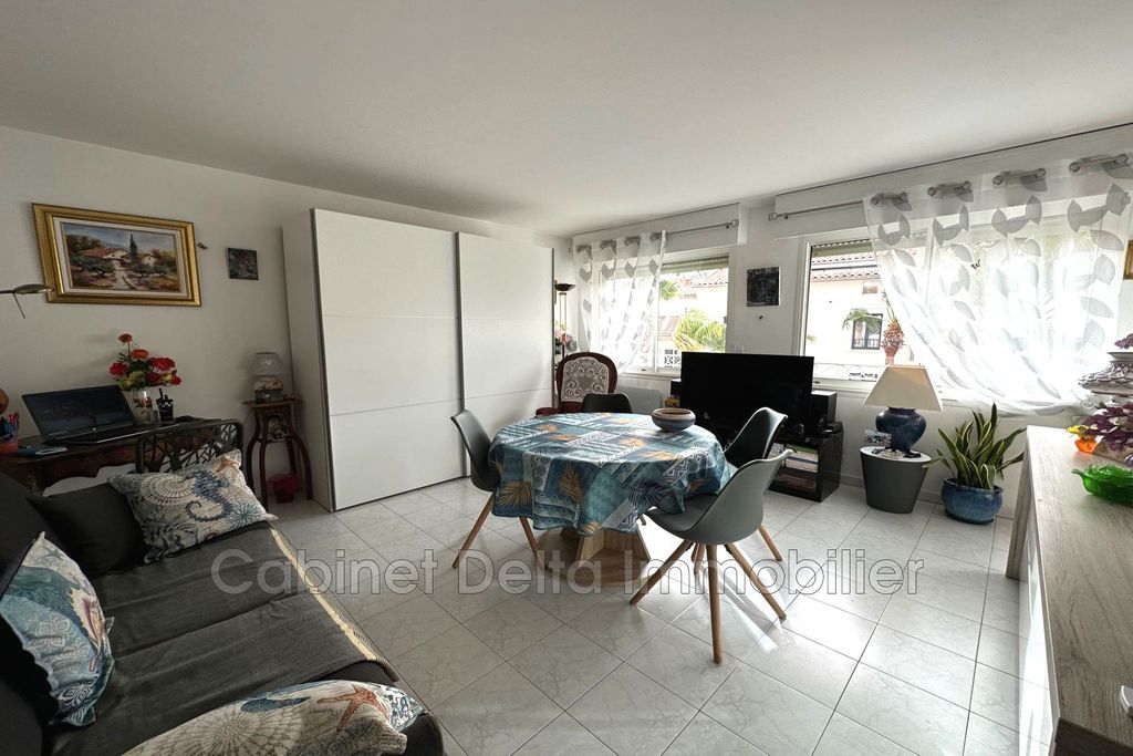 Achat appartement à vendre 2 pièces 46 m² - Sanary-sur-Mer