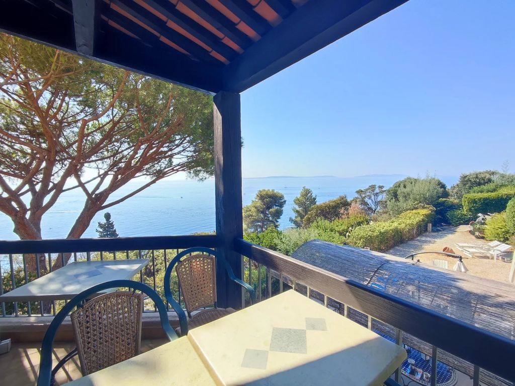 Achat appartement à vendre 2 pièces 42 m² - Rayol-Canadel-sur-Mer