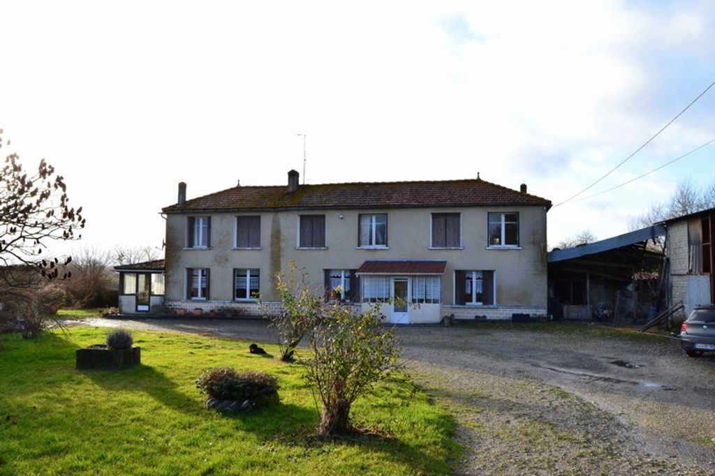 Achat maison 7 chambre(s) - Saint-Aulais-la-Chapelle