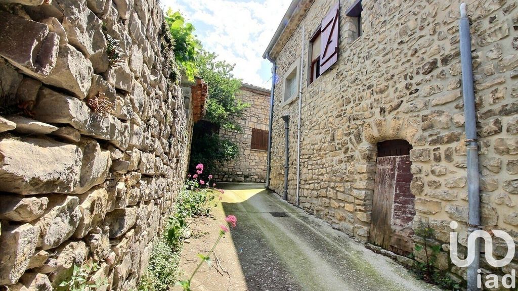 Achat maison à vendre 3 chambres 68 m² - Saint-Auban-sur-l'Ouvèze