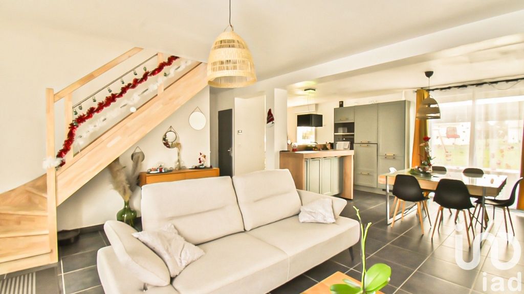 Achat maison à vendre 4 chambres 127 m² - Conches-en-Ouche