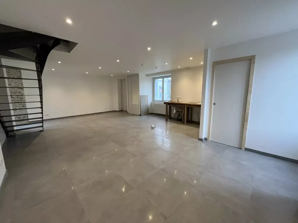 Achat maison à vendre 2 chambres 73 m² - La Rochelle
