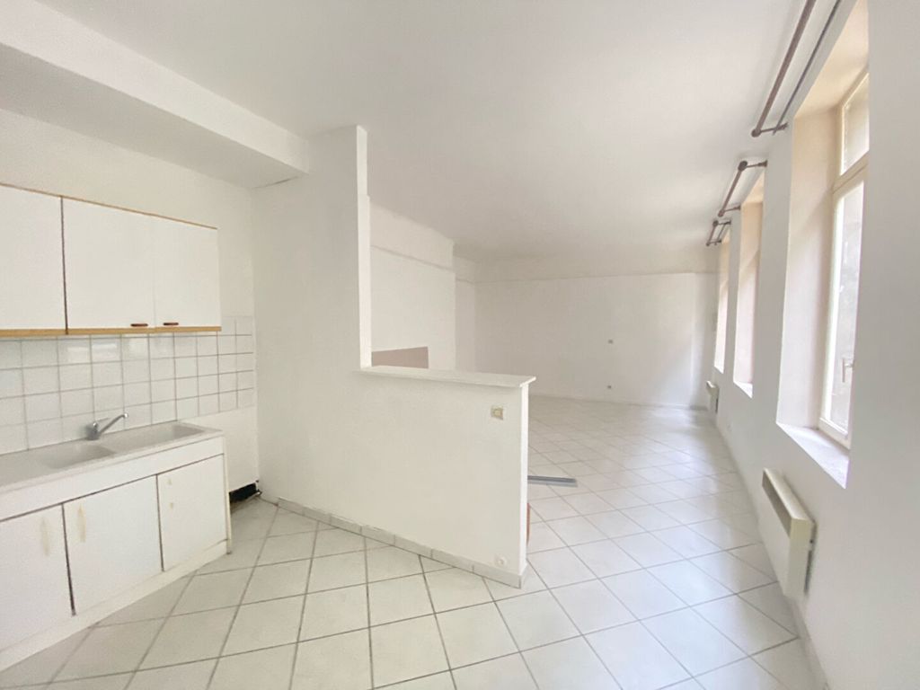 Achat maison à vendre 3 chambres 80 m² - Saint-Quentin