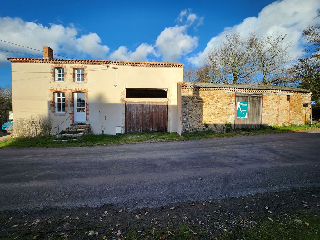 Achat maison à vendre 2 chambres 84 m² - Landeronde