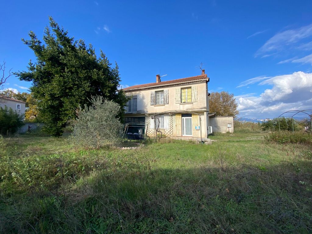 Achat maison à vendre 5 chambres 119 m² - Carpentras