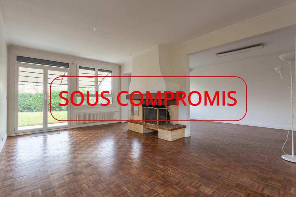 Achat maison à vendre 4 chambres 120 m² - Saint-Michel-sur-Orge