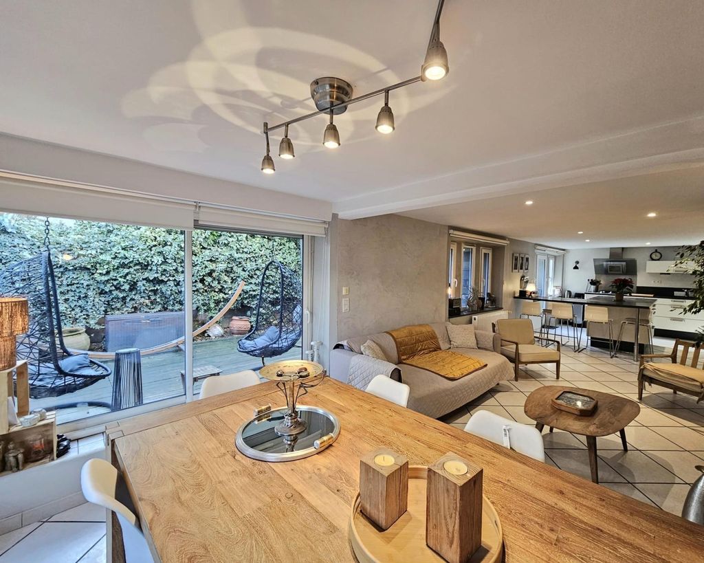 Achat maison à vendre 3 chambres 135 m² - Carcassonne