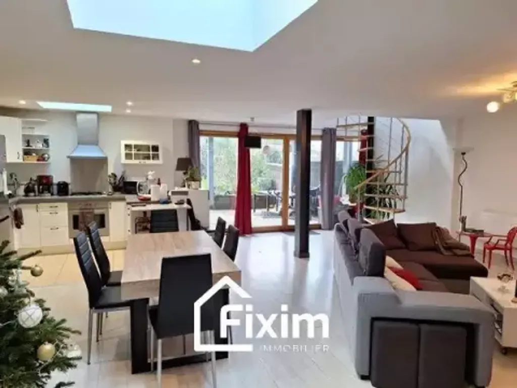 Achat maison à vendre 5 chambres 132 m² - Divatte-sur-Loire