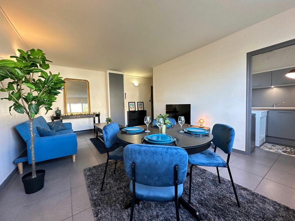 Achat appartement à vendre 2 pièces 51 m² - Royan