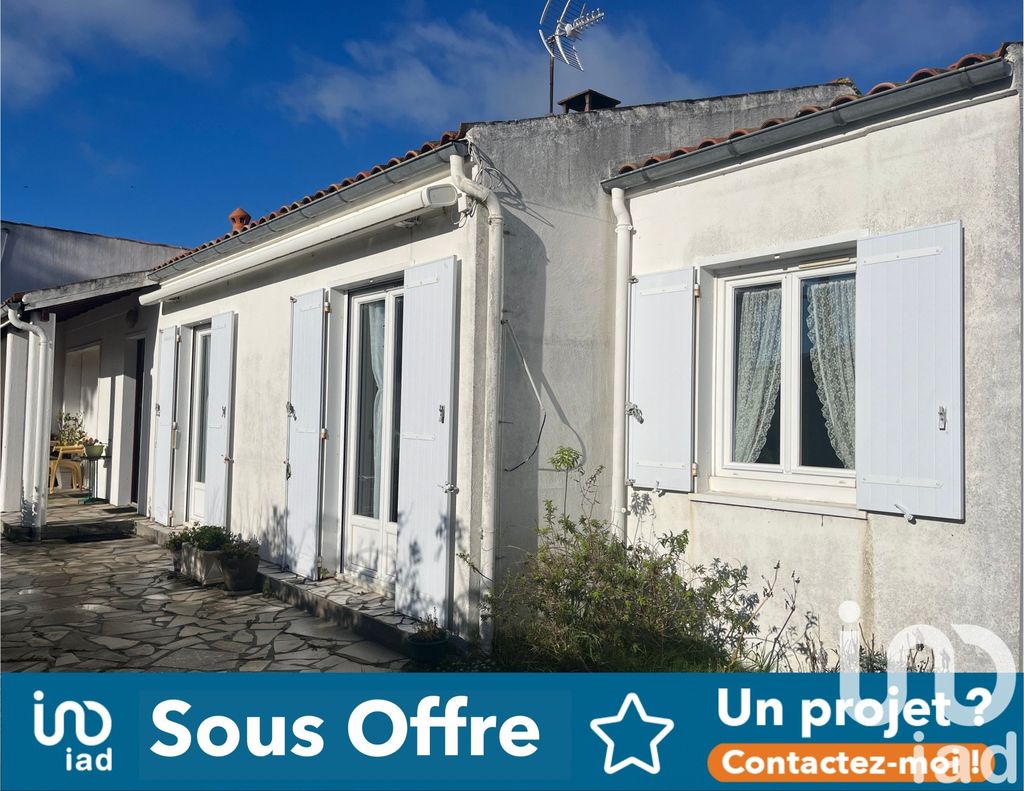 Achat maison à vendre 3 chambres 89 m² - Sainte-Marie-de-Ré