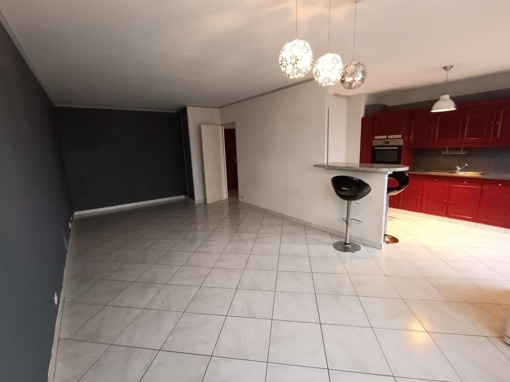 Achat appartement à vendre 3 pièces 70 m² - Roubaix