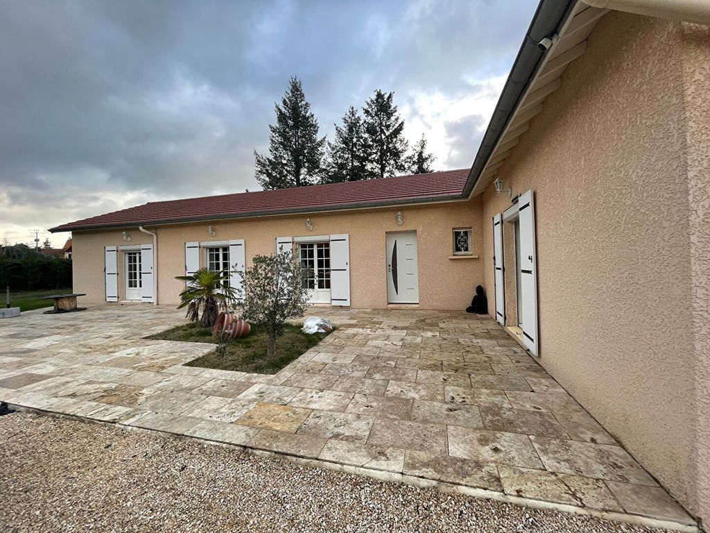 Achat maison à vendre 5 chambres 175 m² - Renaison