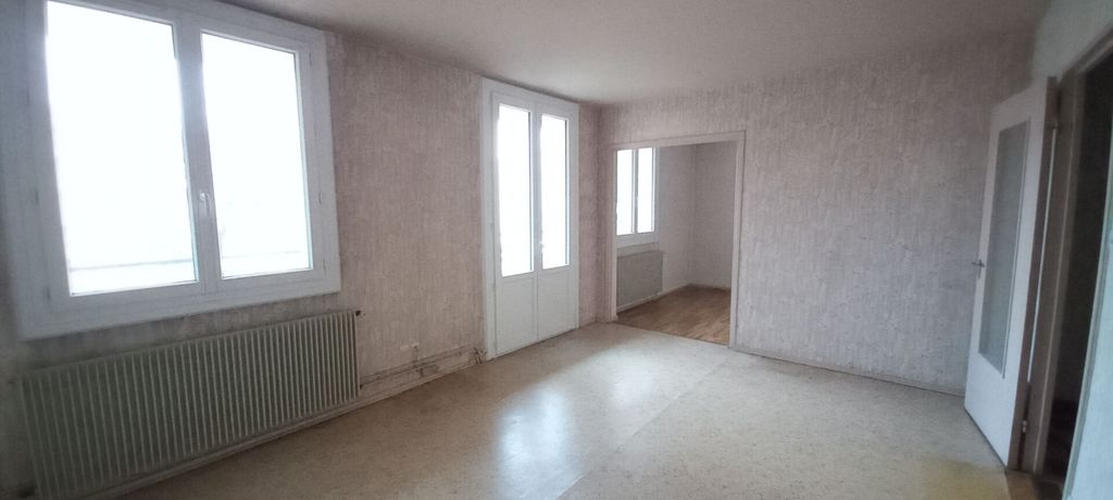 Achat appartement à vendre 4 pièces 72 m² - Roanne