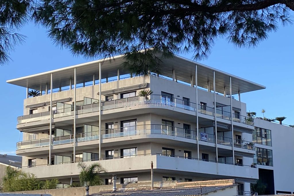 Achat appartement à vendre 2 pièces 50 m² - Cannes