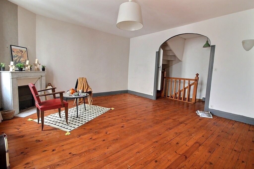 Achat maison à vendre 2 chambres 80 m² - Clermont-Ferrand