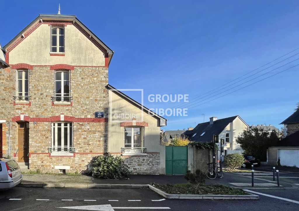 Achat maison à vendre 4 chambres 122 m² - Rennes