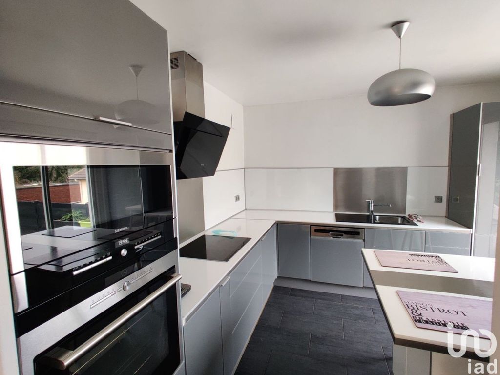 Achat maison à vendre 3 chambres 101 m² - Neuilly-Plaisance