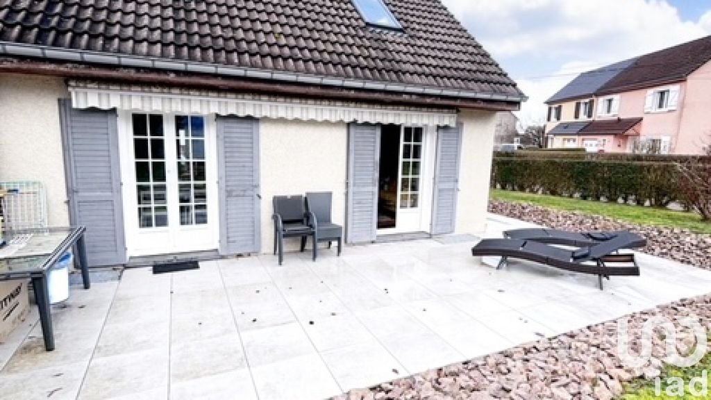 Achat maison à vendre 3 chambres 103 m² - Nomexy